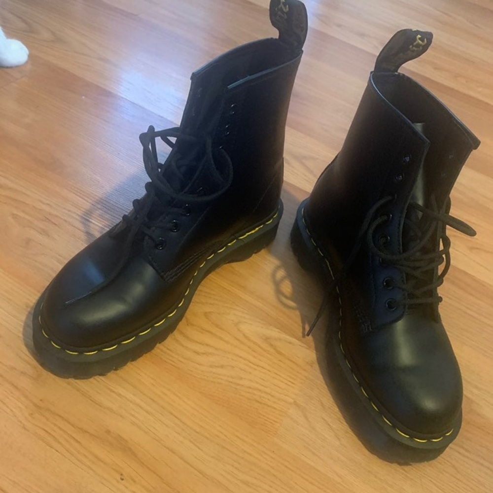 Dr. Martens Bex